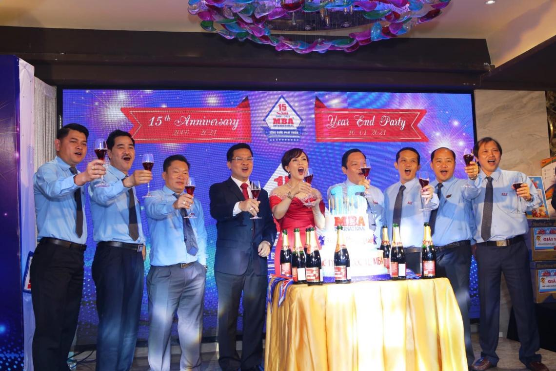 TẤT NIÊN & KỶ NIỆM 15 NĂM CÔNG TY MBA 2006 - 2021