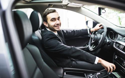 TUYỂN DỤNG NHÂN VIÊN LÁI XE